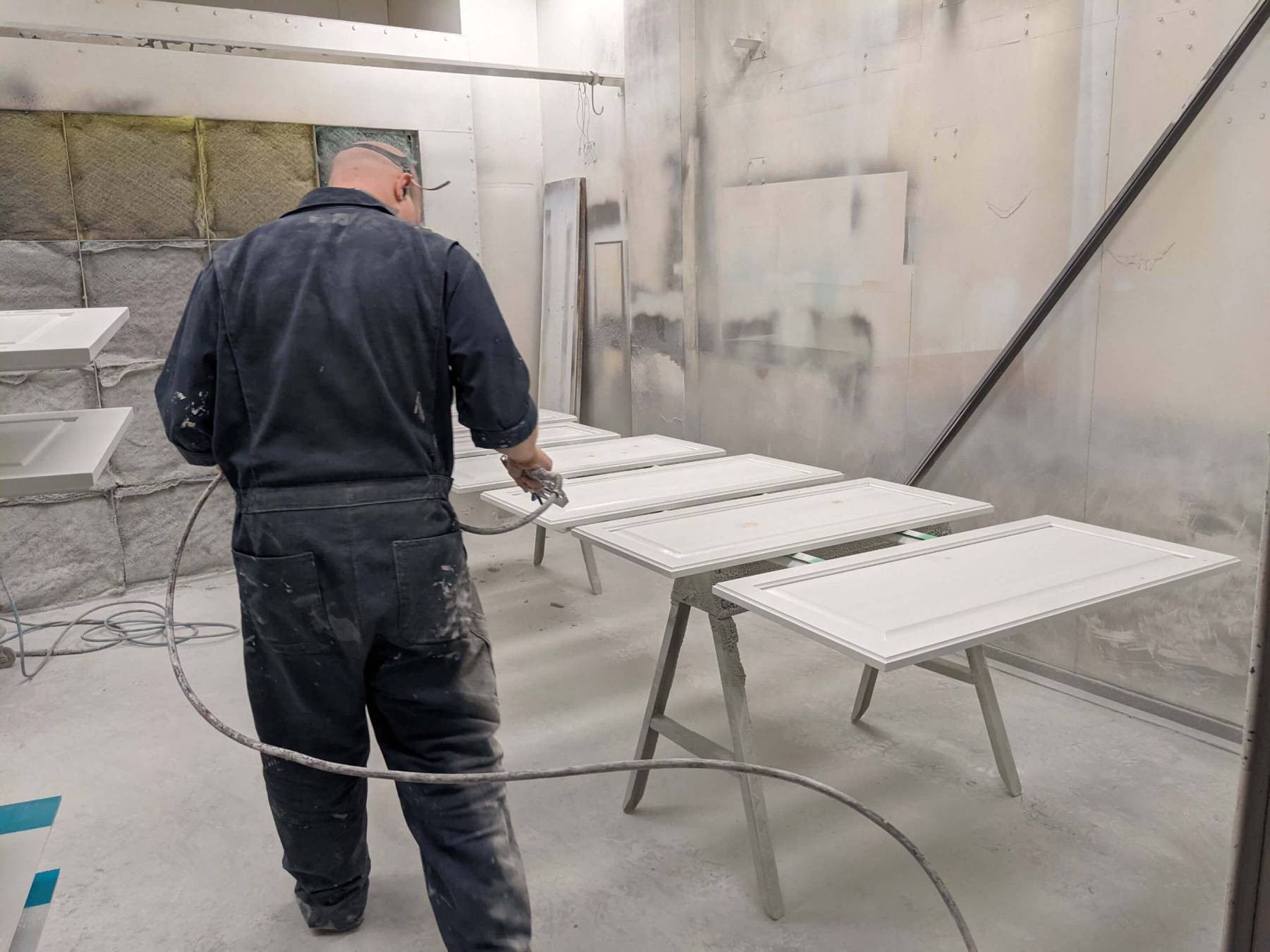 Are Spray Booths Necessary for Cabinet Painting?
